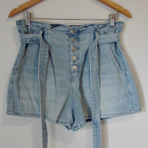 Denim Mom Shorts Paperbag High Waist Pleats Light Wash American Eagle Size 00 - Picture 6 of 16